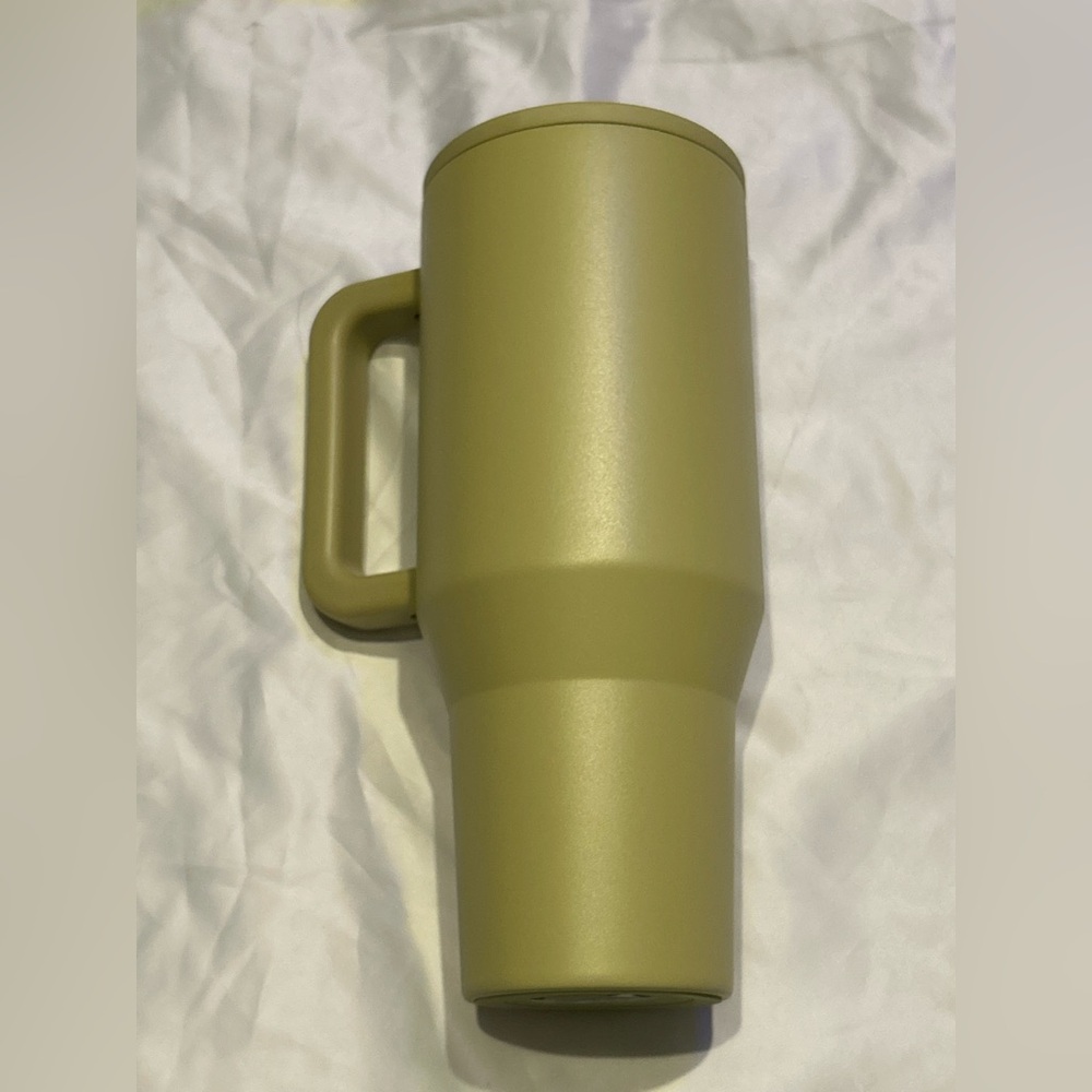 HydroJug Traveler 40oz in Olive NWT - Picture 2 of 6